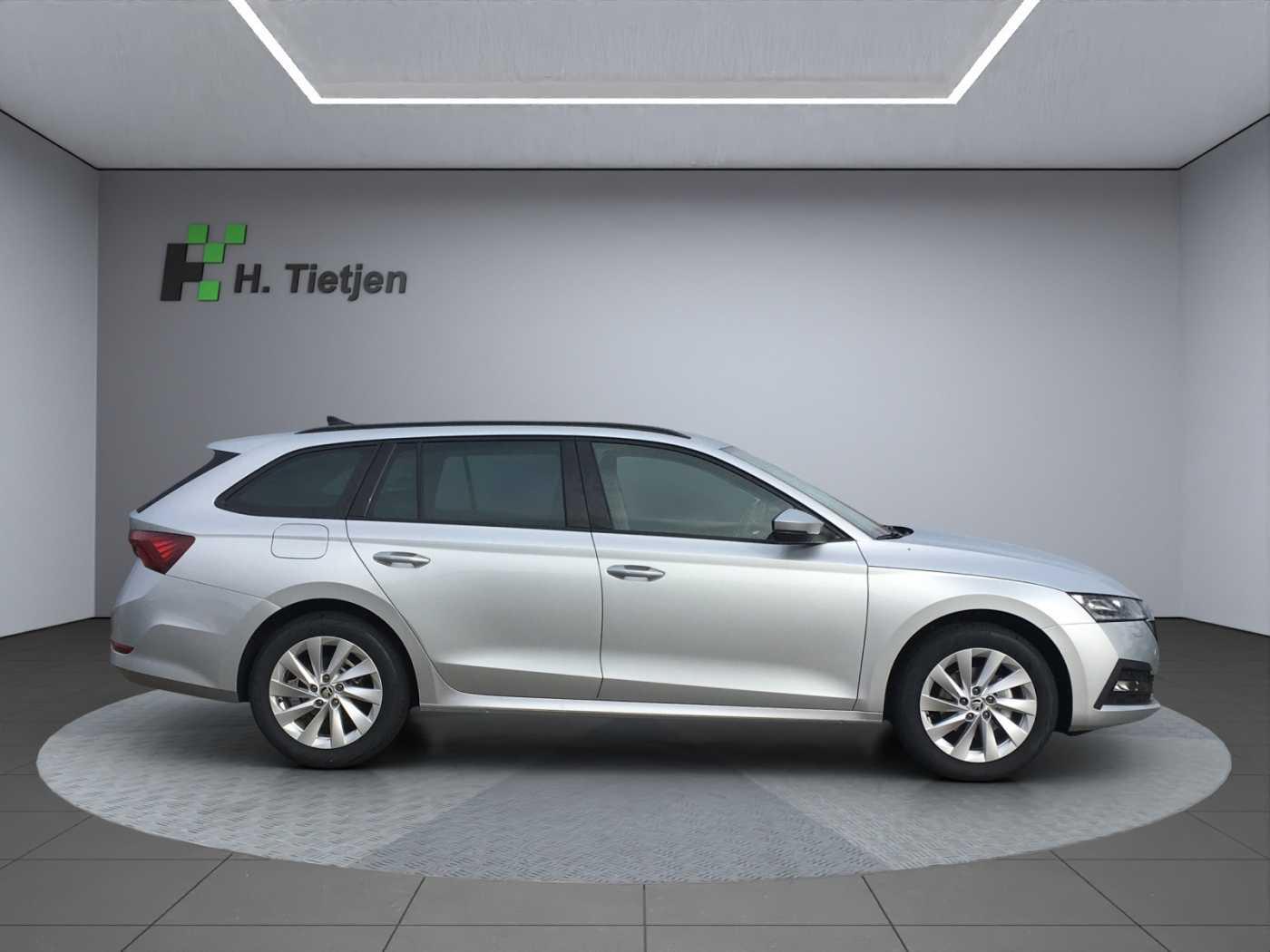 SKODA OCTAVIA • Combi
