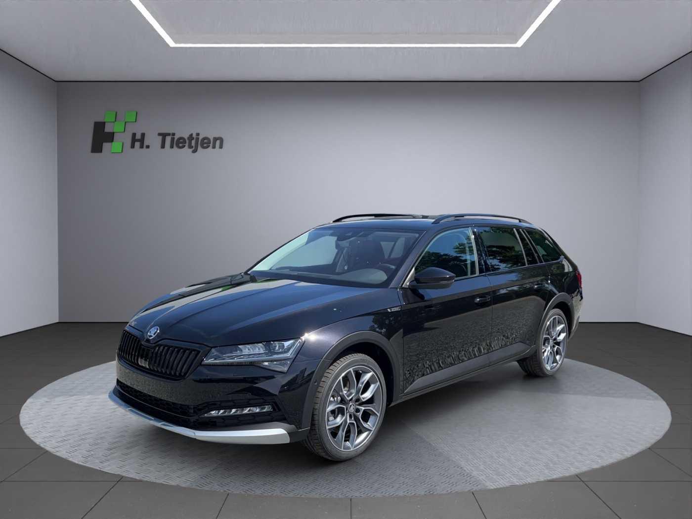 SKODA SUPERB • Combi